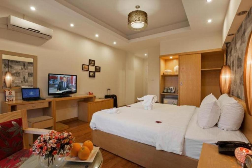 Hanoi Impressive Hotel מראה חיצוני תמונה